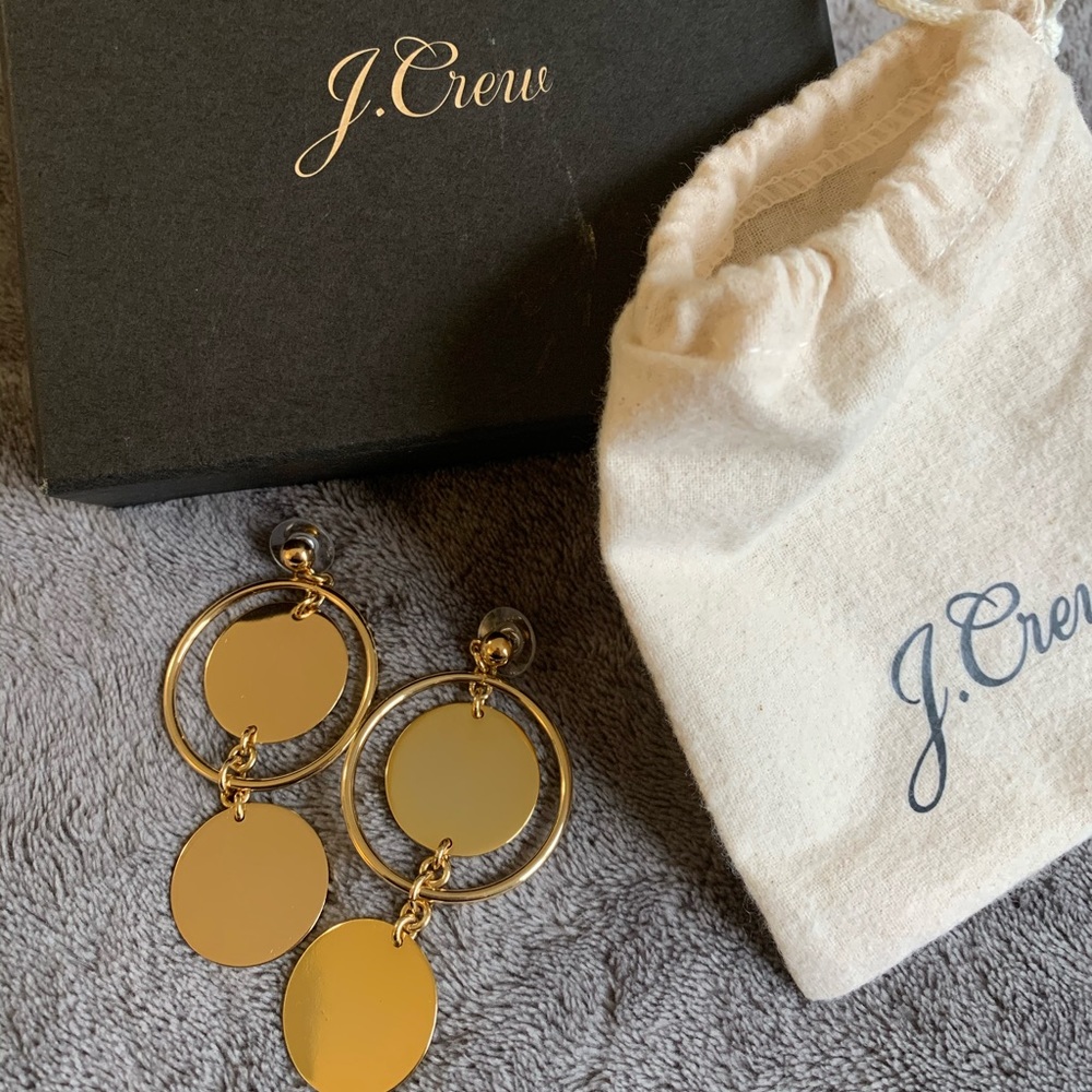 Gold earrings